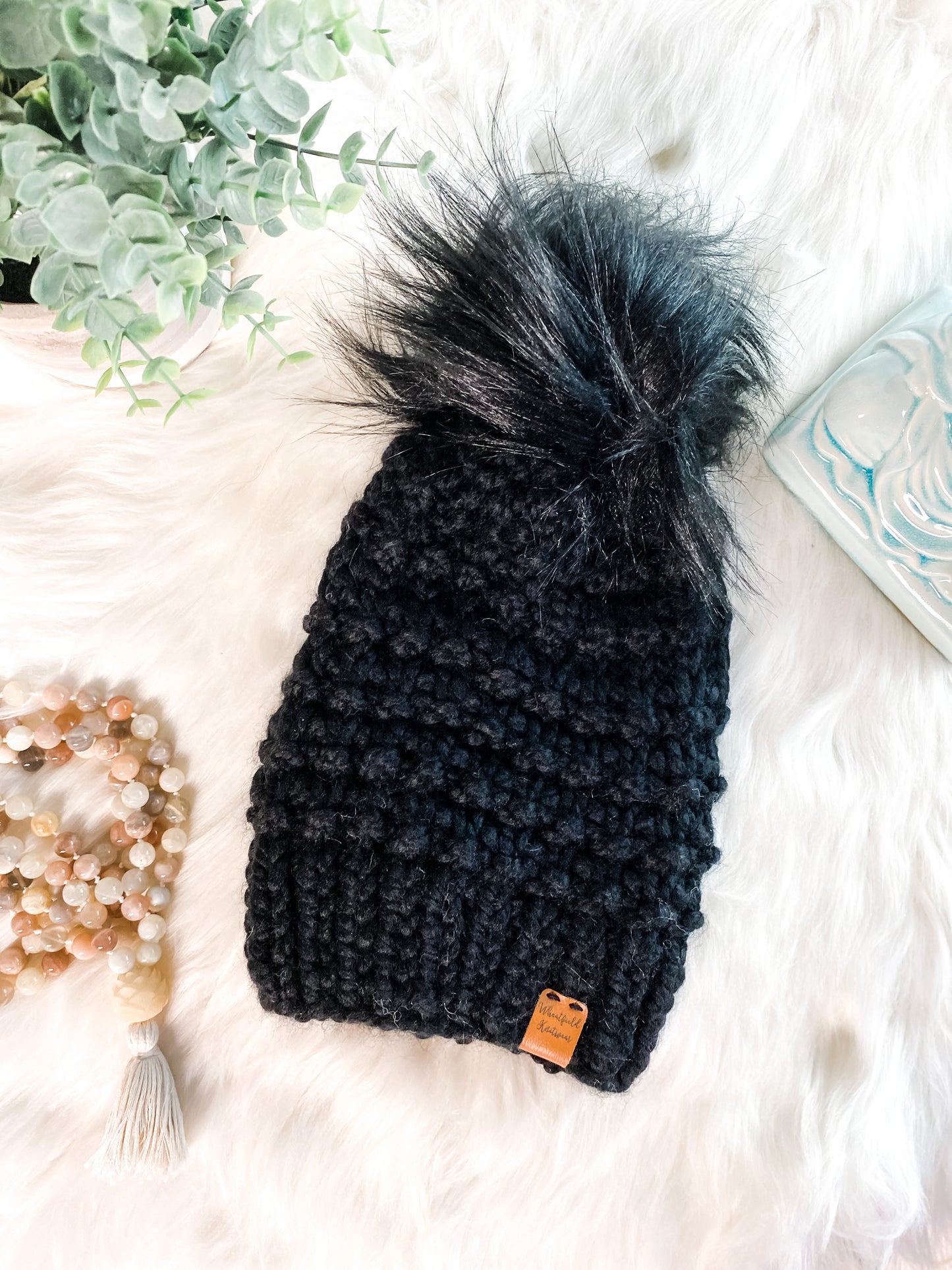 Women’s Winter Hat with Faux Fur Pom - Black