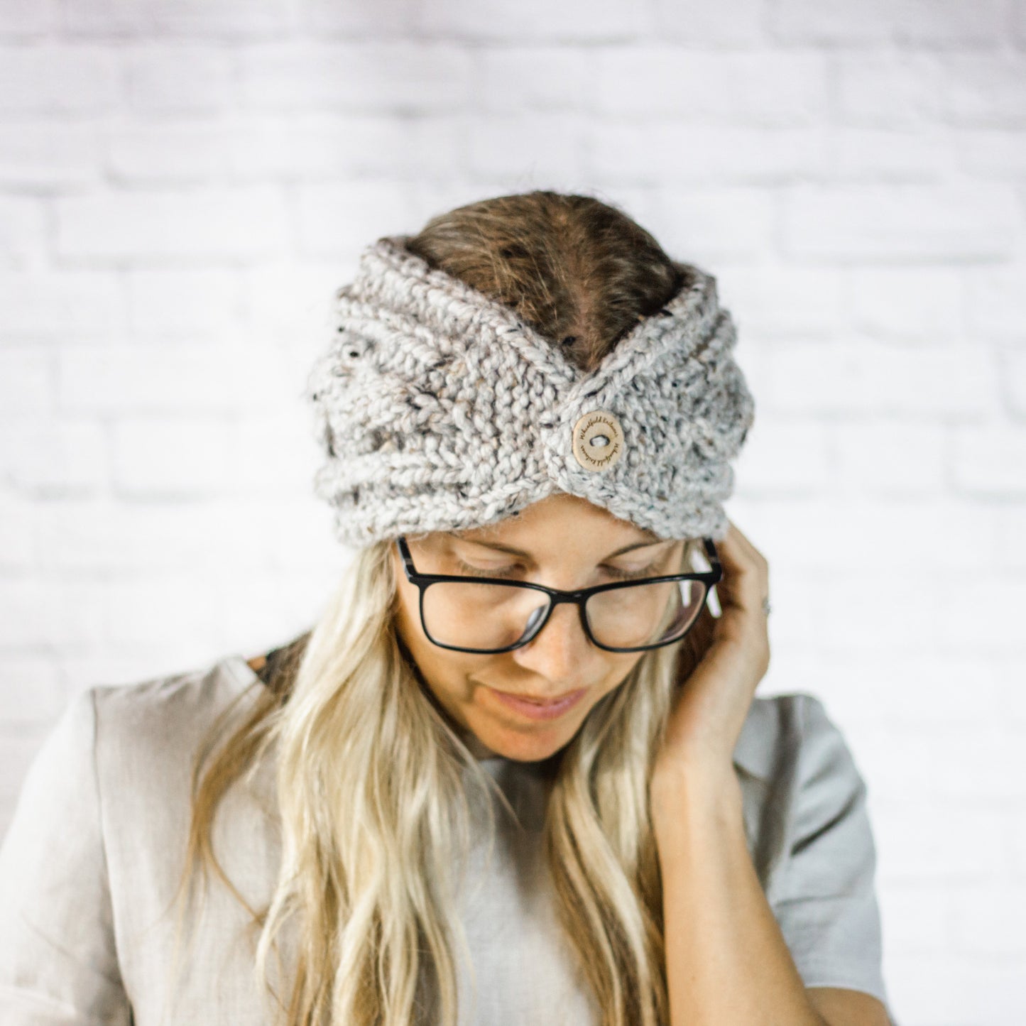 Ladies Extra Wide Cable Knit Button Ear Warmer Headband in Grey Marble